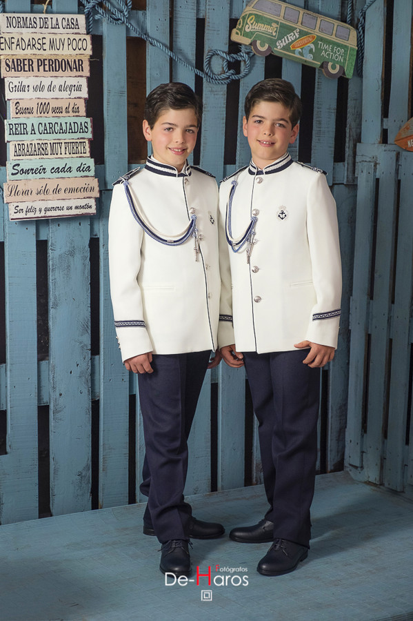 ALEJANDRO Y GUILLERMO. COMUNIONES EN ESTEPONA